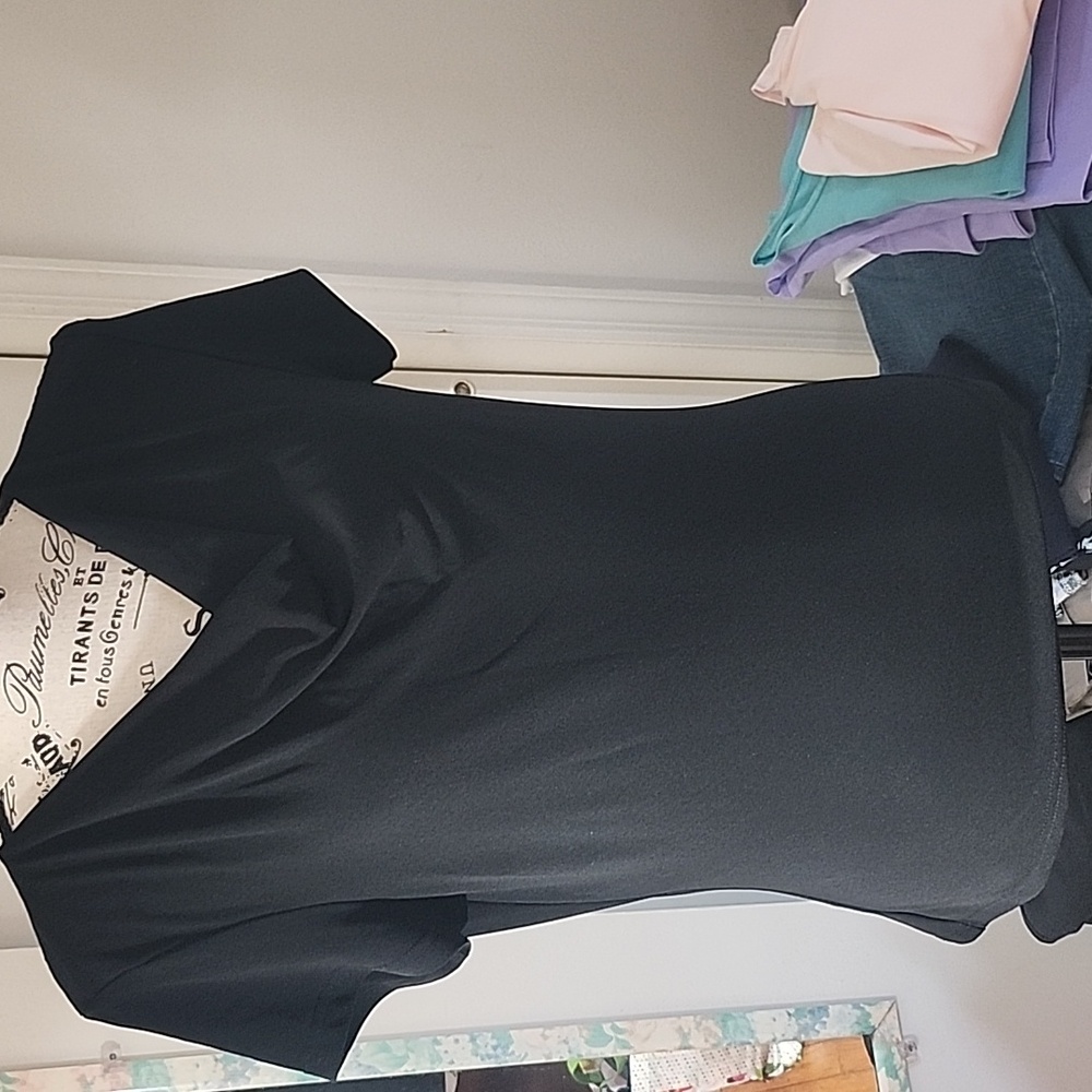 Briggs New York black top